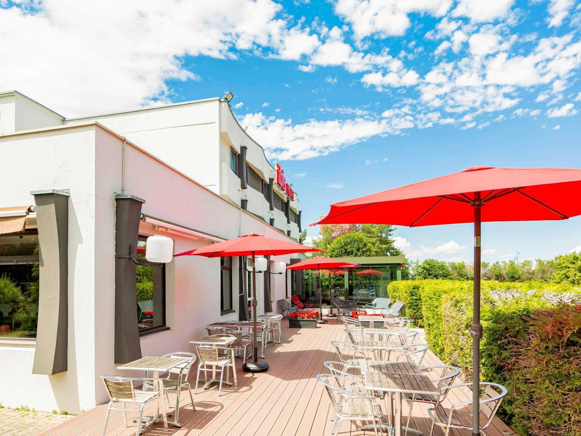Ibis Mulhouse Ile Napoleon Hotel Sausheim Buitenkant foto